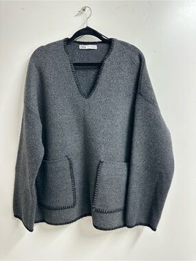 Zara Women’s Dark Gray V-Neck Pocket Sweater